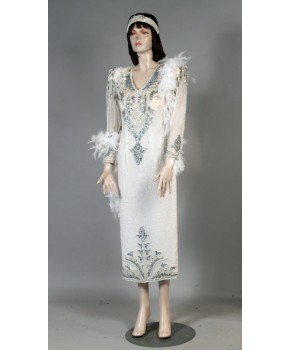 https://malle-costumes.com/10129/fourreau-paillete-blanc-bleu.jpg