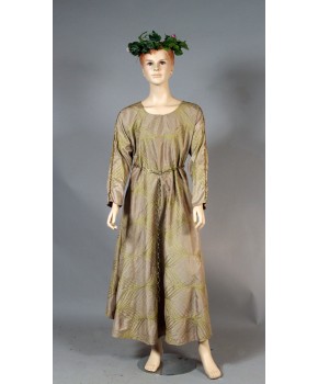 https://malle-costumes.com/10206/chatelaine-beige-vert-12.jpg