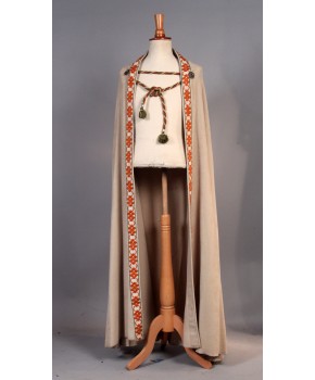 https://malle-costumes.com/11005/cape-beige-fleurs.jpg