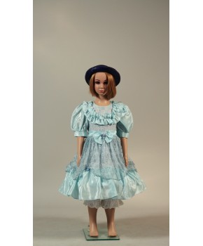 https://malle-costumes.com/11054/petite-fille-modele-dent-bleu.jpg