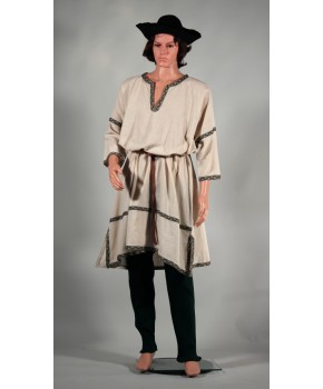 https://malle-costumes.com/11108/boson-de-perigord.jpg