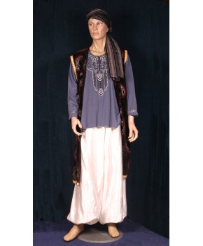 https://malle-costumes.com/2062/aziz.jpg