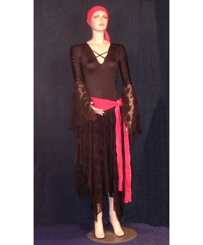 https://malle-costumes.com/3520/pirate-femme-385.jpg
