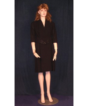 https://malle-costumes.com/4597/robe-noire-ceinture-paillettes.jpg
