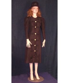 https://malle-costumes.com/4664/veuve-martin.jpg