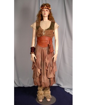 https://malle-costumes.com/4936/barbare-femme.jpg