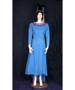 https://malle-costumes.com/6970/comtesse-de-provence.jpg