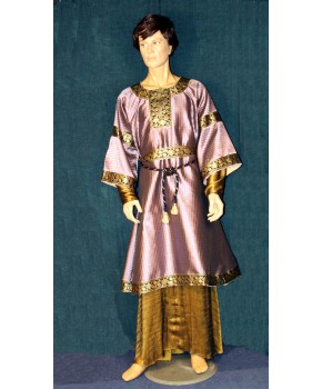 https://malle-costumes.com/6983/empereur-xiime-s.jpg