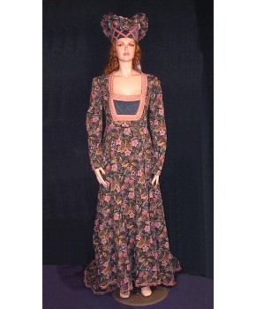 https://malle-costumes.com/7116/dame-de-roestoc.jpg