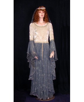 https://malle-costumes.com/7389/viviane.jpg