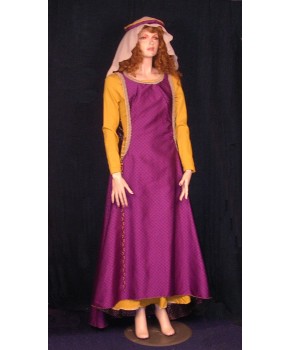 https://malle-costumes.com/7396/dame-helene.jpg