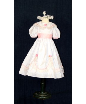 https://malle-costumes.com/7418/scarlett-blanc-rose-21.jpg