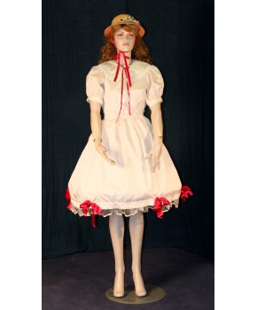 https://malle-costumes.com/7461/poupee-1900-1.jpg