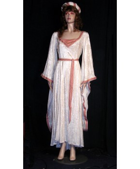 https://malle-costumes.com/7637/dame-rosa.jpg