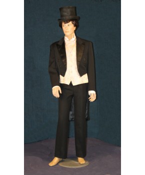 https://malle-costumes.com/7690/monsieur-de-clairval.jpg