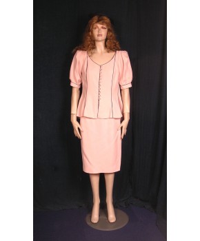 https://malle-costumes.com/7957/miranda.jpg