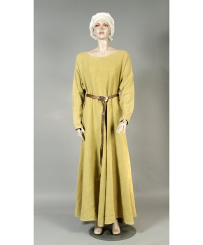 https://malle-costumes.com/8635/marion-m-jaune-3.jpg